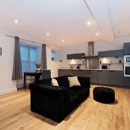 One Of A Kind Historic 3 Bedroom Apartment Aberdeen Luaran gambar